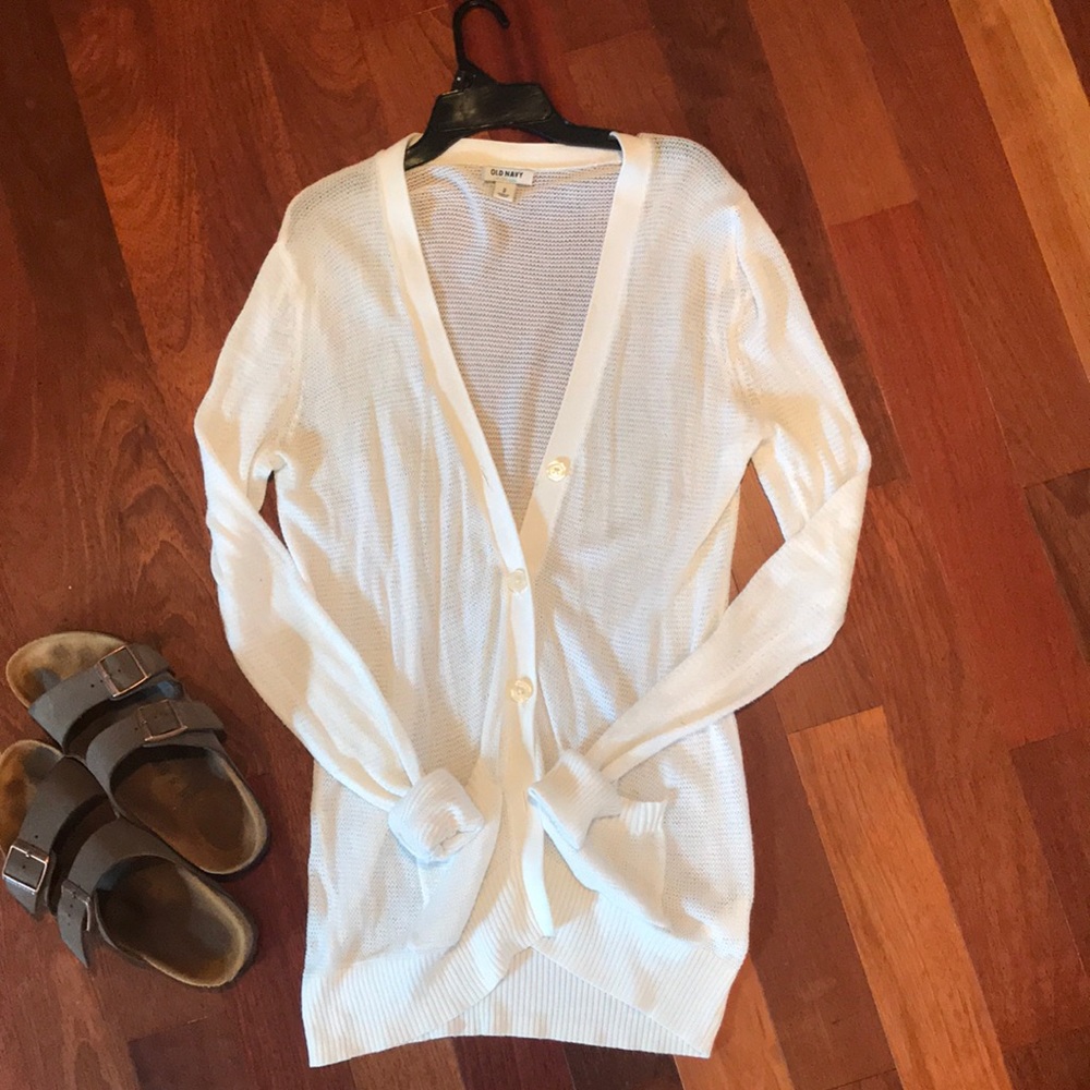 Cute beacy white crotchet cardigan